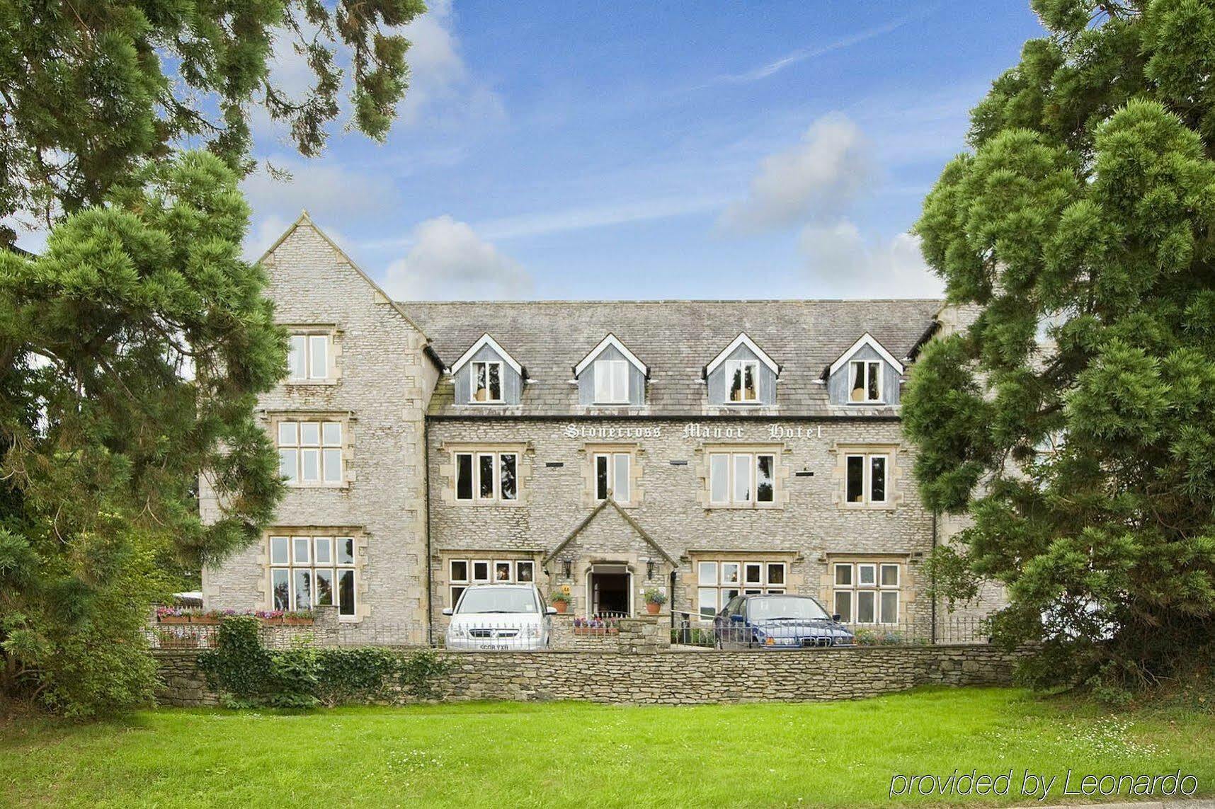 Stonecross Manor